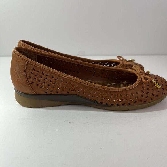 Lauren Ralph Lauren Womens Shoes Size 6.5 B Brown Leather Loafers Bow Laser Cut - Picture 6 of 9